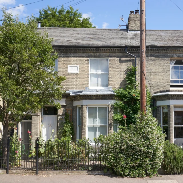 Planning to make Norwich your new home? Finding the perfect place to live is a top priority. House hunting in a new city—especially from a distance—can feel daunting. To make things easier, we’ve compiled a directory of the best property agents in Norwich. They’ll provide expert local advice on neighborhoods, prices, and everything you need to know to find your ideal home. Find out more on workinnorwich.co.uk🏡 #homesinnorwich #lifeinnorwich #workinnorwich